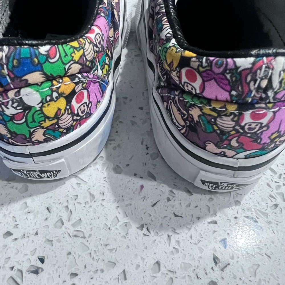 Super Mario Vans Kids Colorful Slip-On Shoes Sz Toddler 5 - Picture 2 of 6